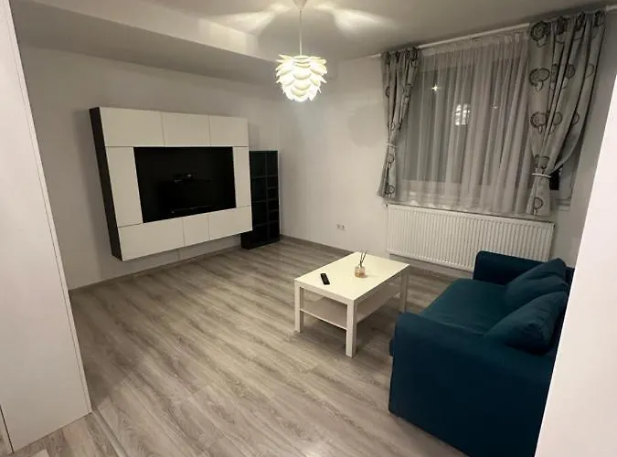 Апартаменты Hugo Residance *